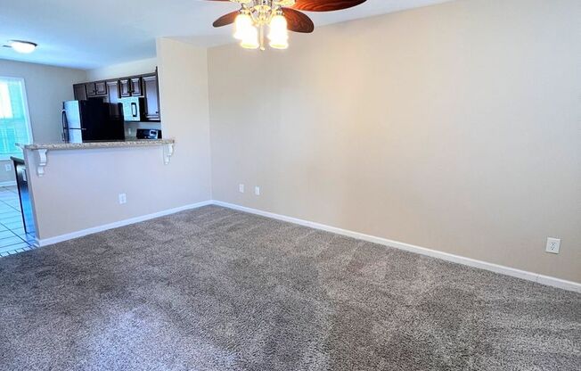 2 Bedroom 1.5 Bathroom Townhome!!!