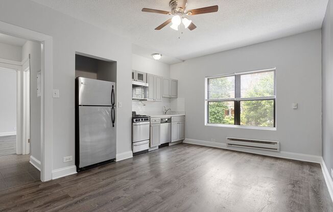 1 bed, 1 bath, 575 sqft, $1,800, Unit 203