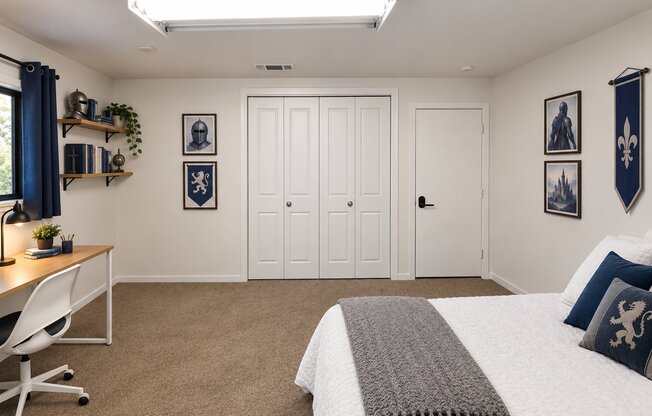 5618 SIR GARETH DR