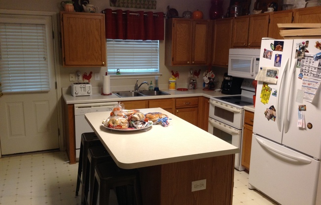 Welcome home to 3640 Prairie Lane!