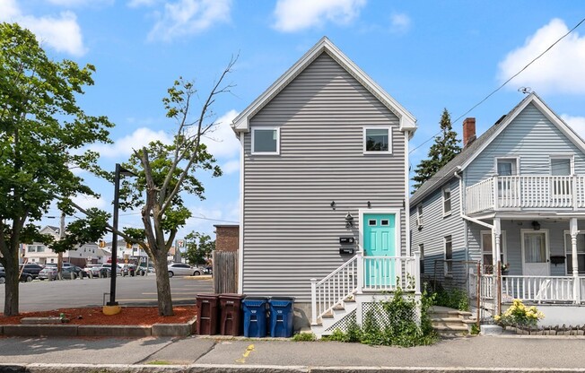 25 BEACHLAND AVE