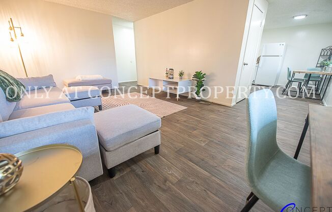 2 beds, 1 bath, 935 sqft, $1,275, Unit 59