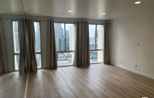 1 bed, 1 bath, 762 sqft, $2,495, Unit 2607