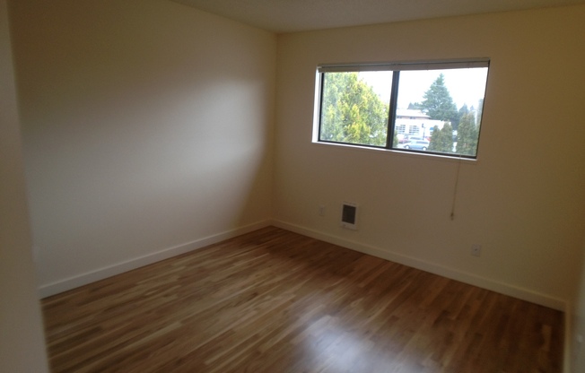 2 beds, 1.5 baths, 1,000 sqft, $1,795, Unit 3