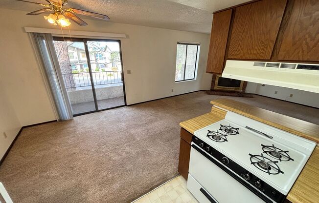 2 beds, 2 baths, $1,300, Unit # #C 11