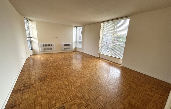 1 bed, 1 bath, 730 sqft, $2,750, Unit 401