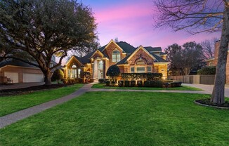 220 HIGHLAND OAKS CIR