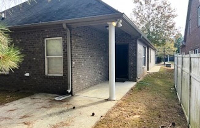 3 beds, 2 baths, $2,395