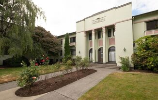 CASTLE ROSE APARTMENTS (BALM05)