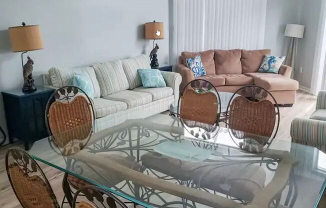 Beautiful Fully Furnished 2 Bed/ 2 Bath upstairs unit available for 6 month lease. Short Walk to beach. Gorgeous Gulf view