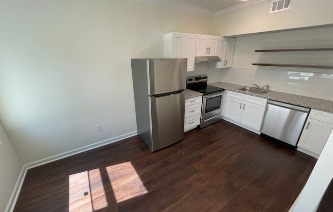386 Parkway Apartments