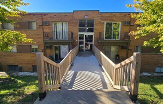 Recently Renovated 1-Bedroom Apartment in Northside