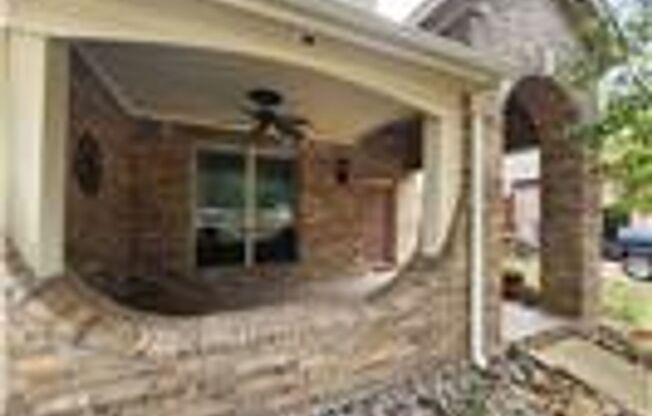 Three Car Garage in Little Elm