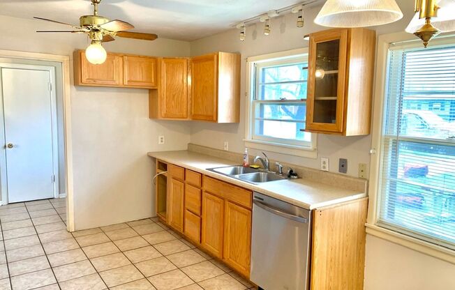3 bedroom 2 bath 1 car garage