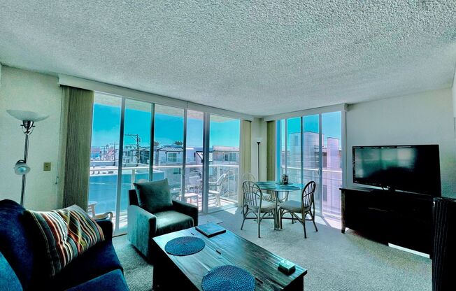 Charming 1 Bedroom 1 Bath-Fully Furnished Just feet away from the Sandy Beach