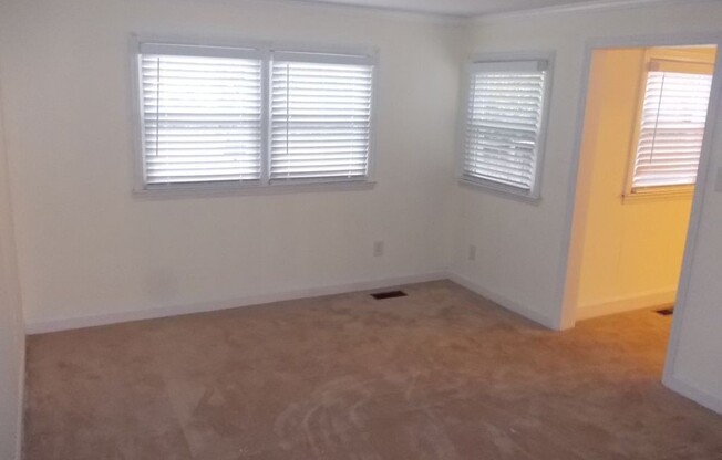 2 beds, 1 bath, $1,500