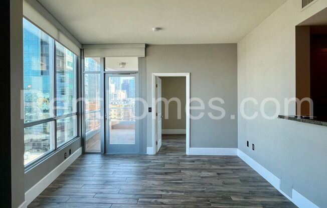 Downtown, 253 10th Ave #1002, Views of Petco Park, Downtown and Coronado Bay Bridge!