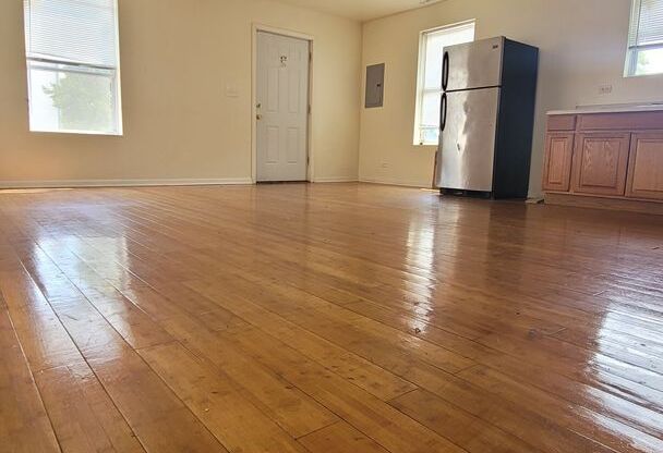 6669 S Michigan Avenue