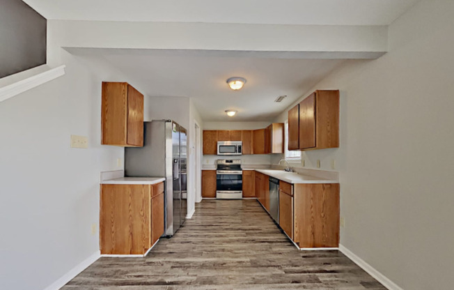905 SW LITTLETON DR