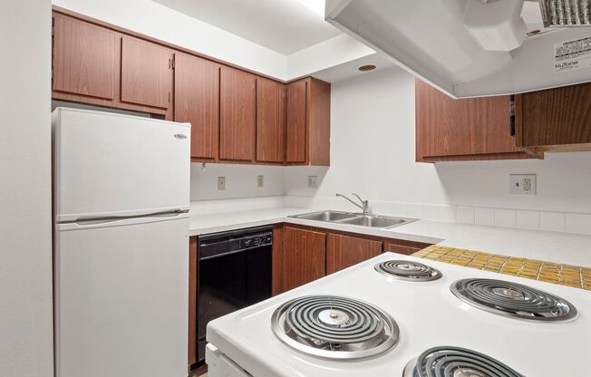 2 beds, 1 bath, $1,175, Unit 512-1