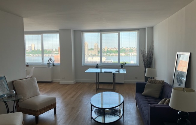 1 bed, 2 baths, $7,500, Unit 07E