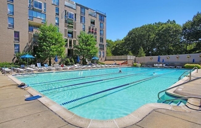 2 beds, 2 baths, 900 sqft, $3,800, Unit 201