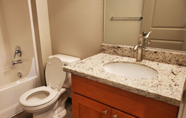 3 beds, 2 baths, 1,210 sqft, $2,550, Unit D-131