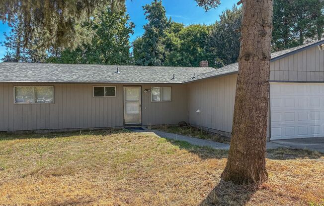 3 Bedroom 1 Bathroom Ranch Style Home Available Now !
