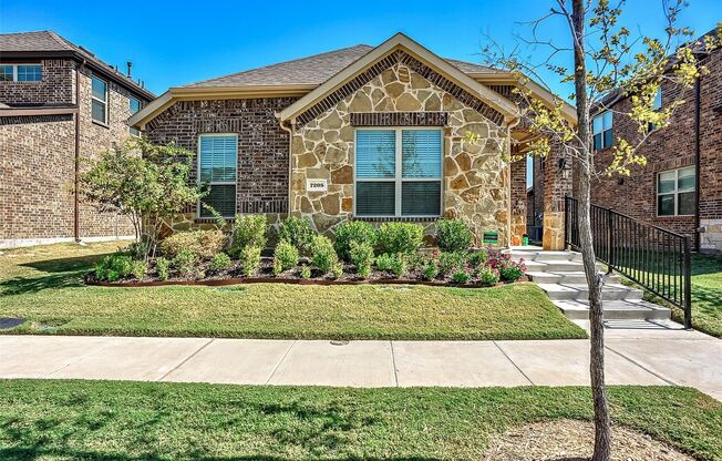 3 Bed rooms and 2 baths, large master closet. Vinyl garage floor coating is just one of the many upgrades.