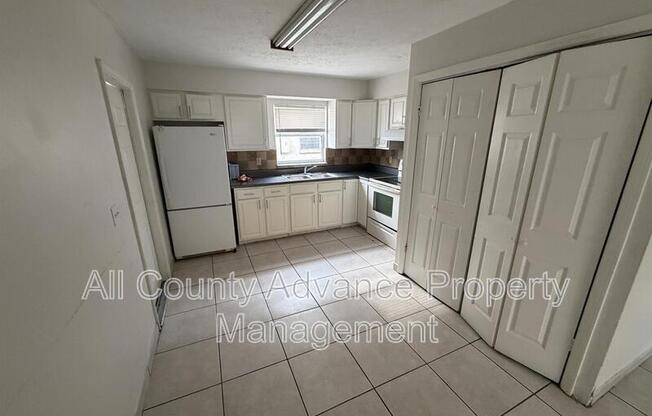 4911 E TEMPLE HTS RD