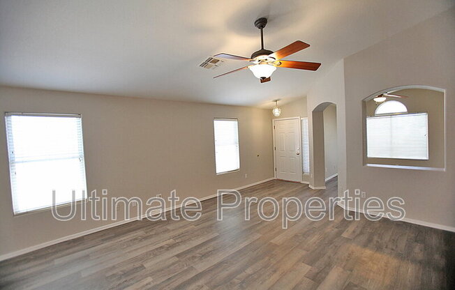 8023 W MELINDA LN