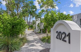 2021 Plunkett St.