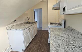 2 beds, 1 bath, 2,988 sqft, $2,800, Unit 3