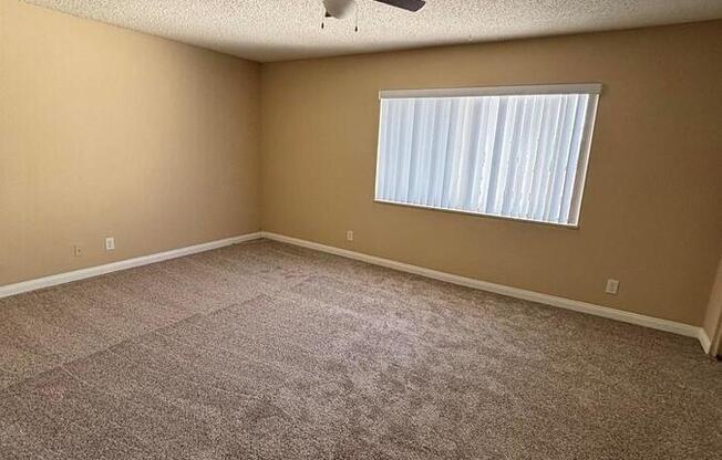808 N AZUSA AVE