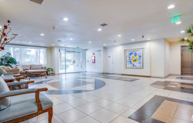 4100 Wilshire Blvd Apt 207