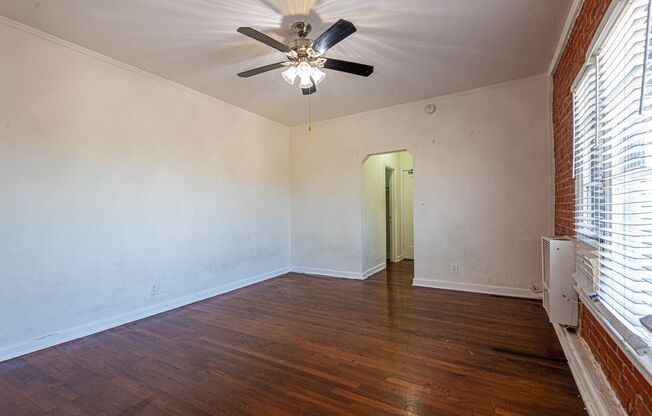 Studio, 1 bath, 350 sqft, $1,450, Unit Unit 407