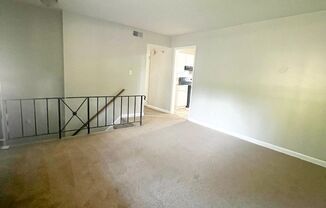 2 beds, 1 bath, 850 sqft, $1,400, Unit Unit B