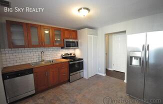 454 W 3 AVE