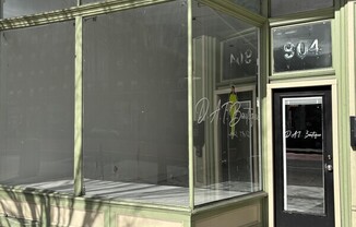 904 W BROAD ST