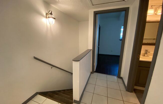 2 beds, 1 bath, $1,350