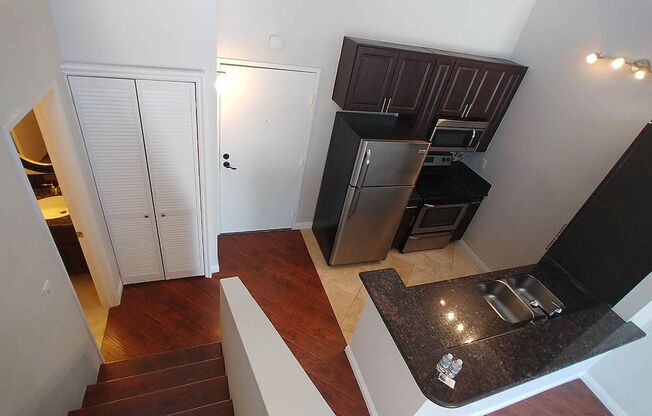 2 beds, 1 bath, 925 sqft, $2,850, Unit 307
