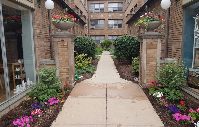 1 bed, 1 bath, $1,495, Unit 08 C3