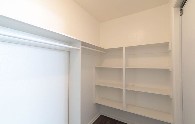 1 bed, 1 bath, 700 sqft, $1,800, Unit 4138