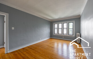 1321 W Estes Ave