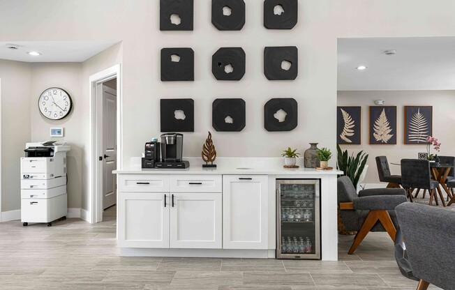 Unlock modern living at Sonoma Apartments. This stylish kitchen features sleek cabinetry, premium appliances, and chic decor, perfect for culinary enthusiasts. Embrace comfort and sophistication in every detail. Schedule your tour today!