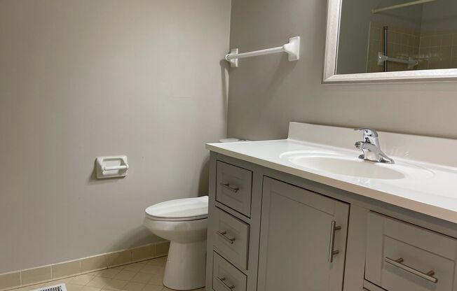Newly Renovated Home in South Nash!