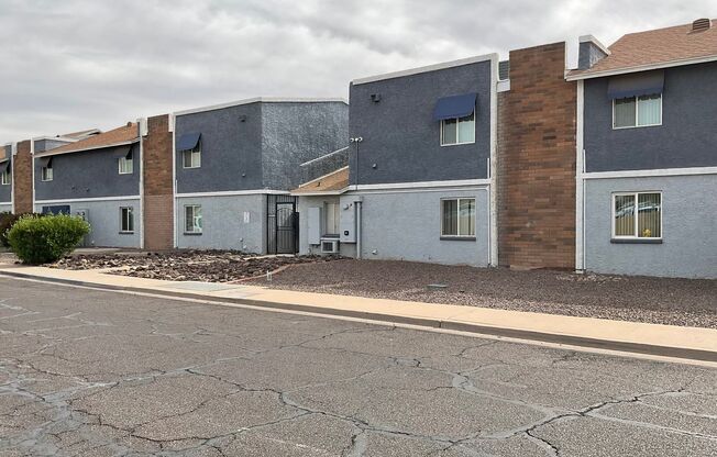 1 bed, 1 bath, 650 sqft, $1,175, Unit 201