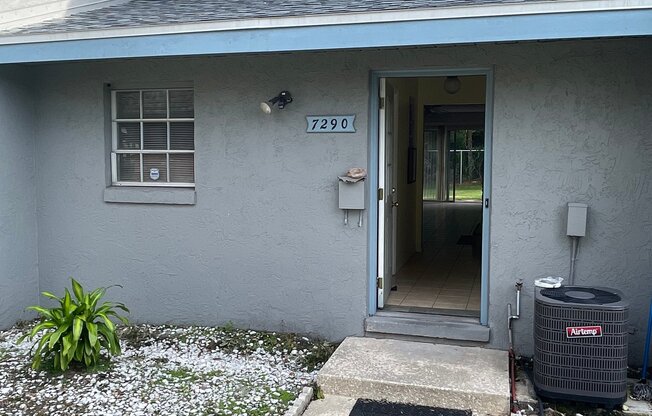 7290 DANIEL WEBSTER DR