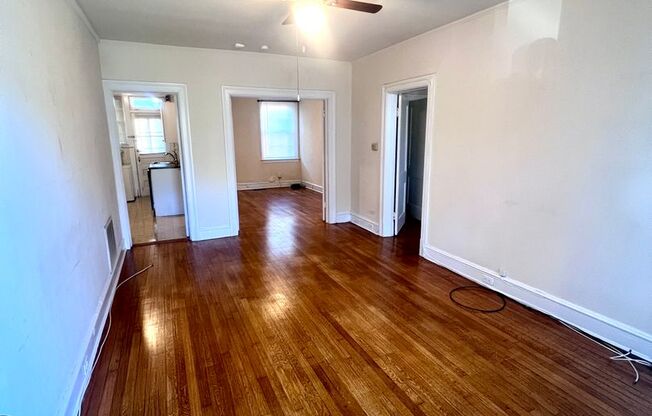 1 bed, 1 bath, $1,350, Unit 3507 Park Ave