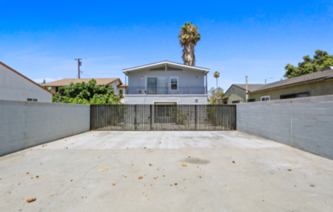 1337 E S ST